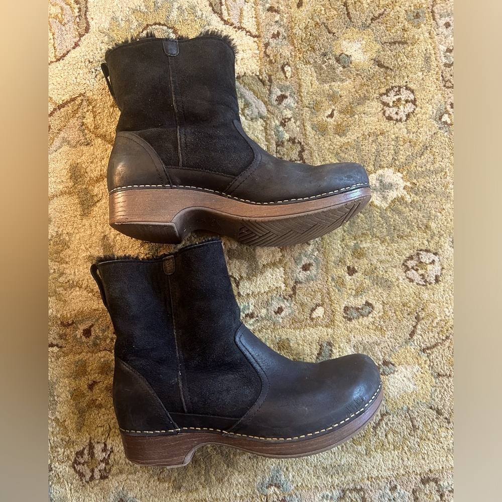 Dansko Shearling Clog Booties, Black Suede, 39, Pre Owned